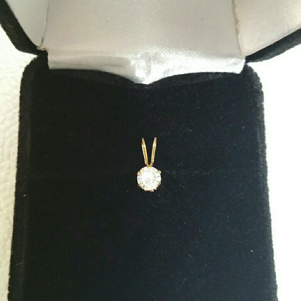 14K Gold CZ pendant